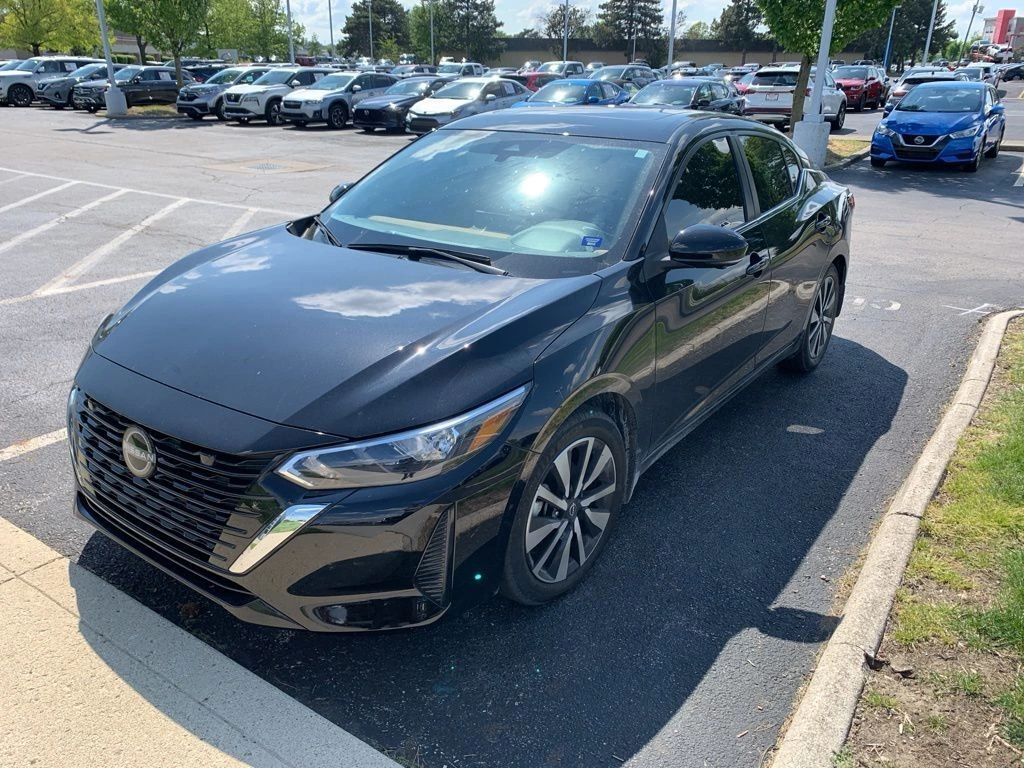 2025 Nissan Sentra SV CVT's photo