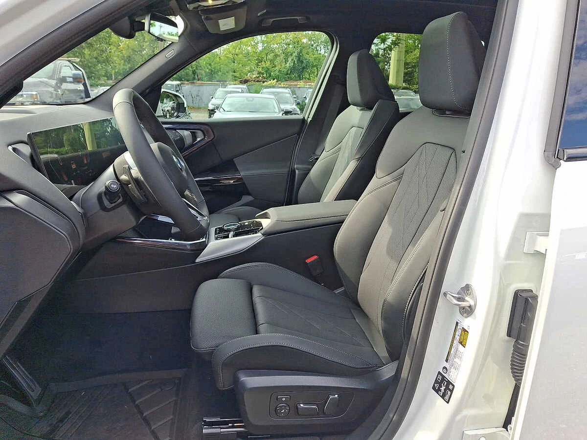 2026 BMW X3 30 - Photo 10