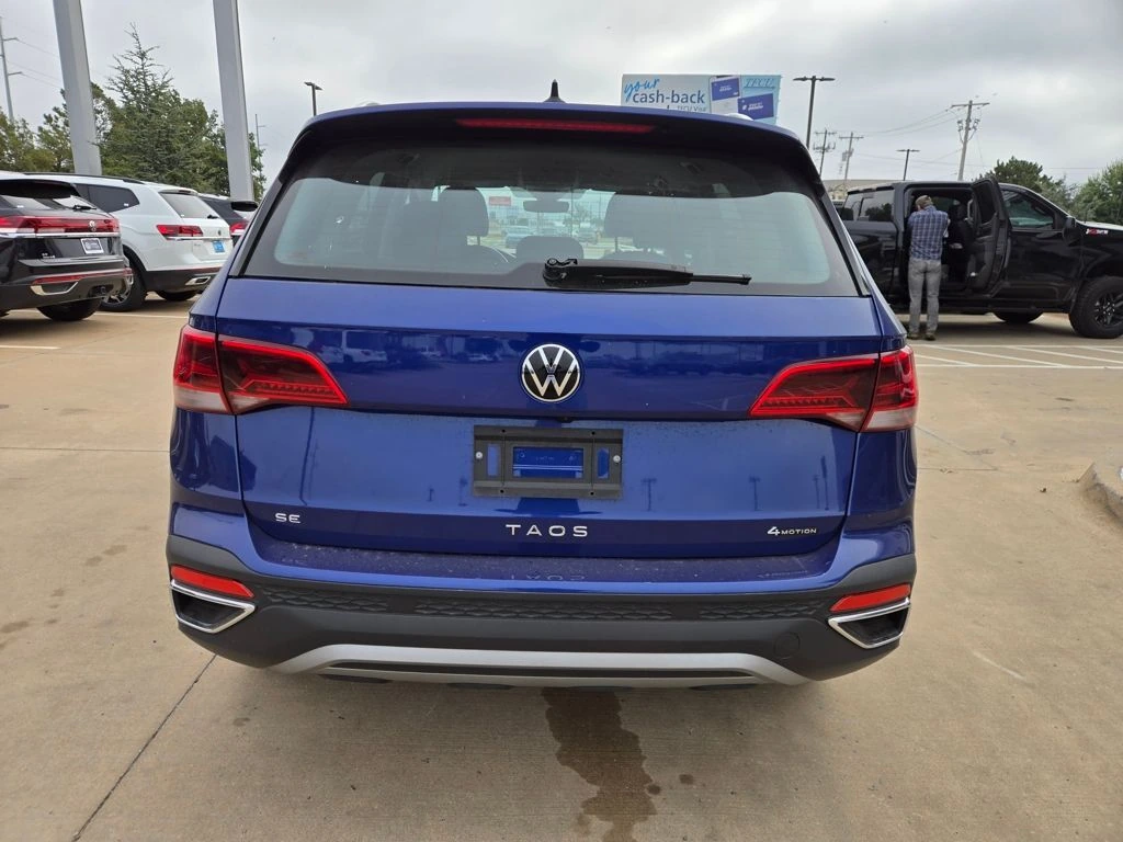 2024 Volkswagen Taos SE - Photo 8