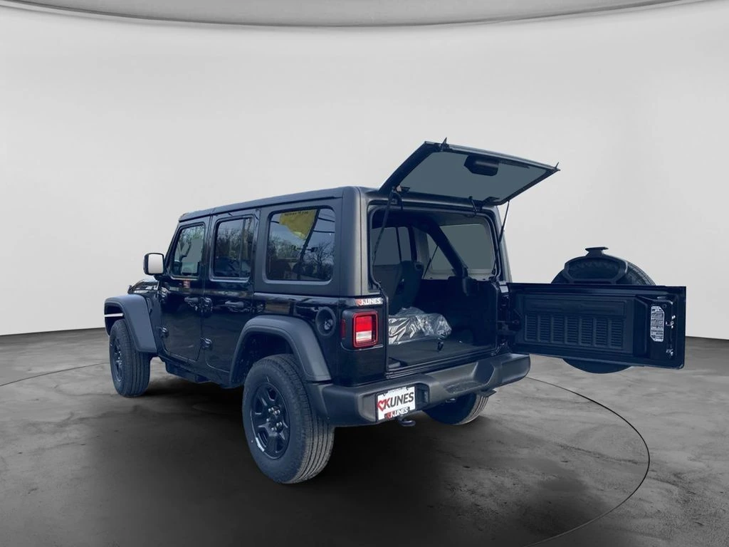 2026 Jeep Wrangler 4-Door Sport - Photo 10