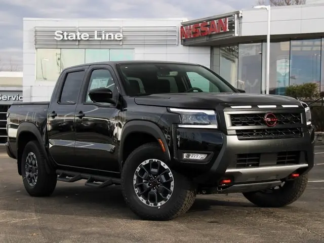 2026 Nissan Frontier PRO-4X's photo