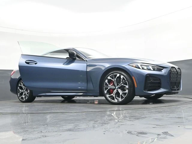 2026 BMW 4 Series 430i - Photo 43