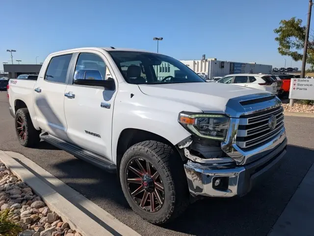2018 Toyota Tundra Limited CrewMax photo 3