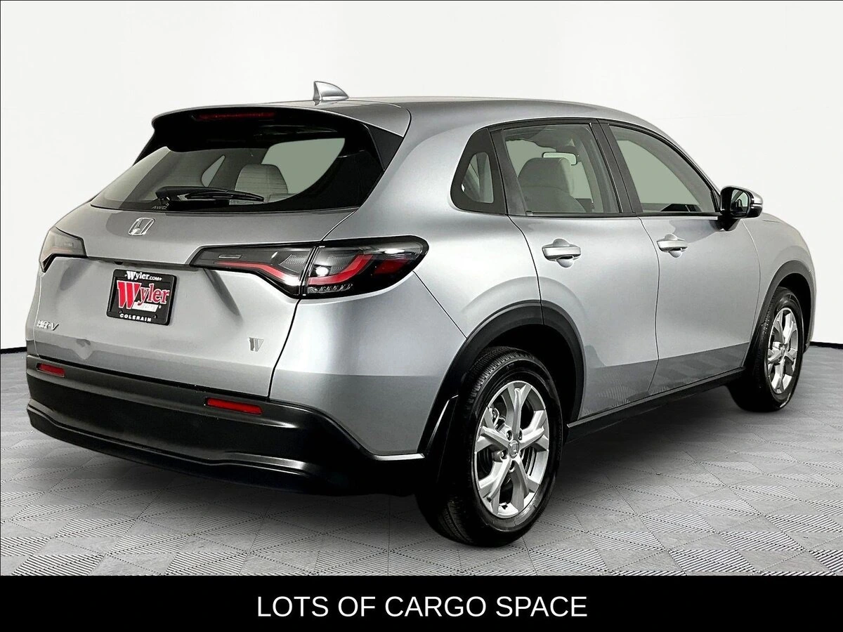 2025 Honda HR-V LX - Photo 6