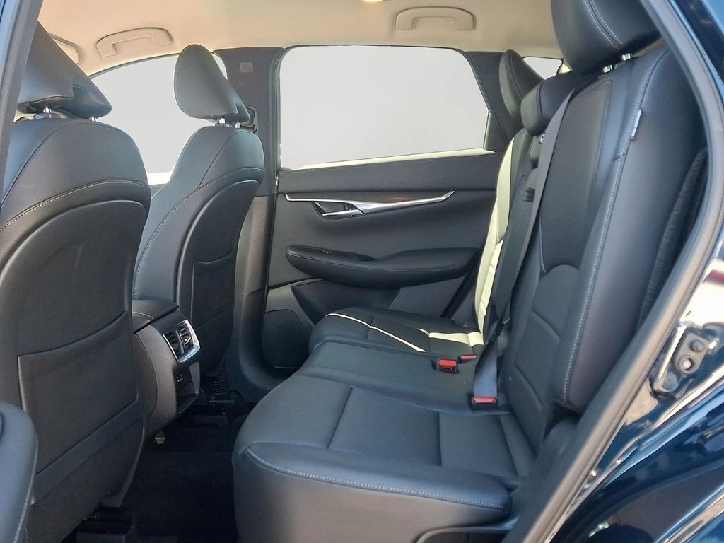 2025 INFINITI QX50 Pure - Photo 8