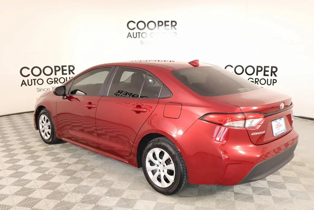 2024 Toyota Corolla LE photo 21