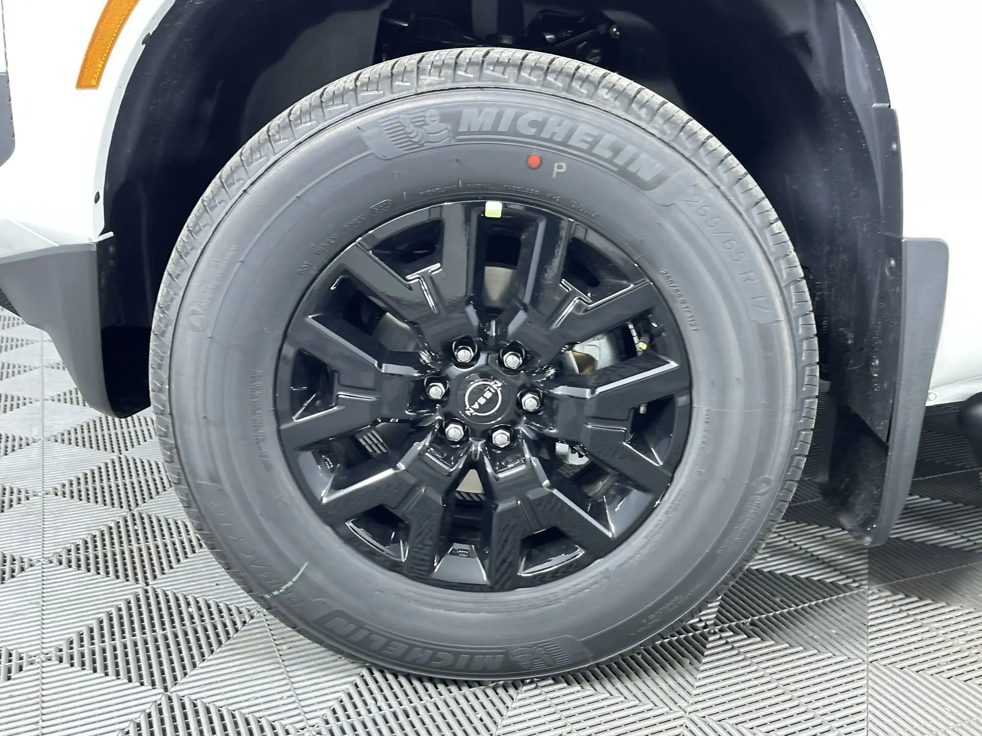 2026 Nissan Frontier Crew Cab SV photo 21
