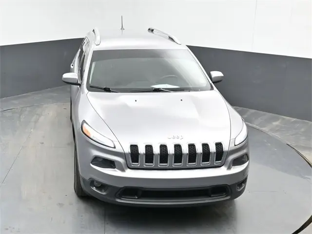 2018 Jeep Cherokee Latitude photo 29