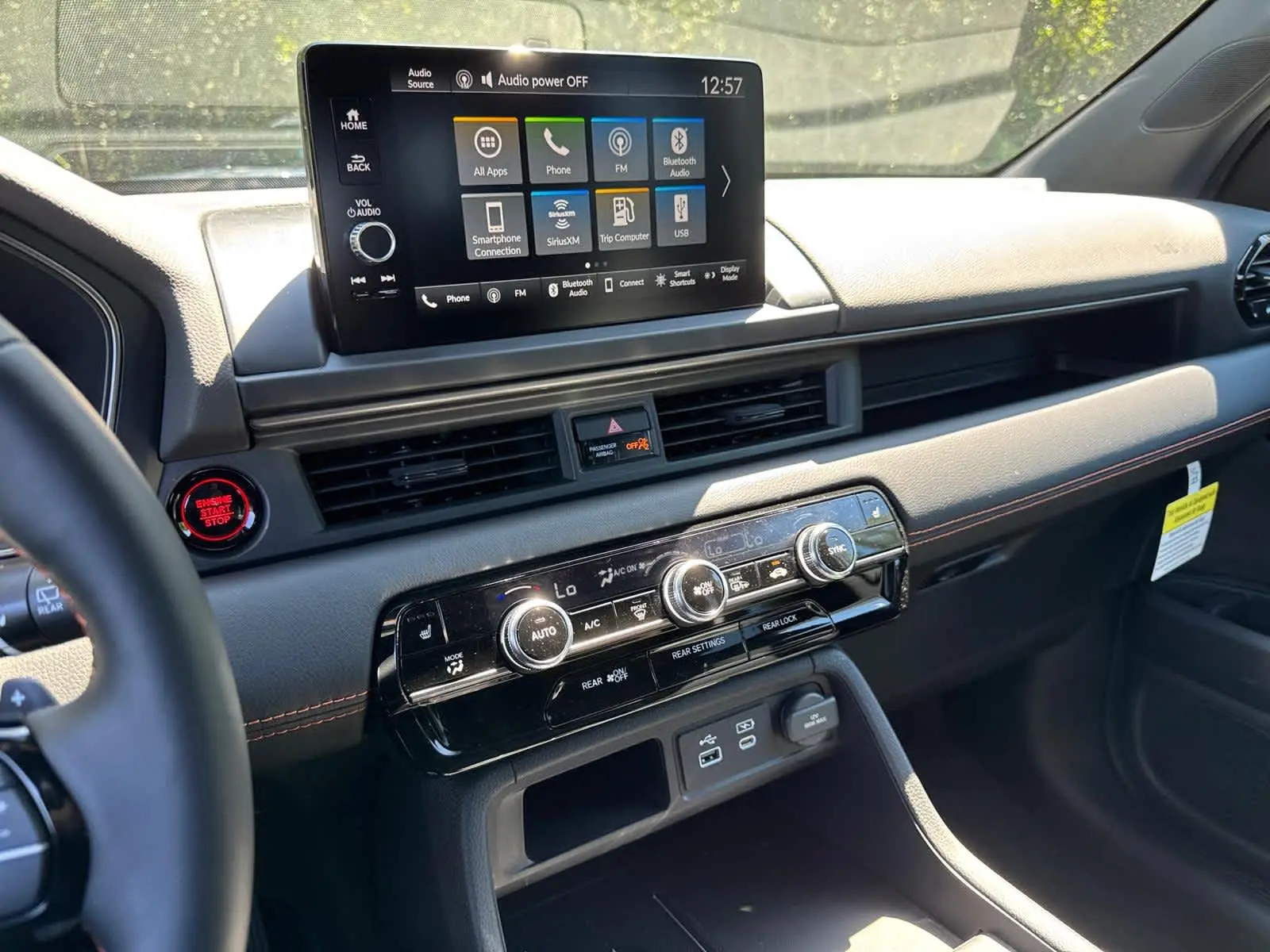 2025 Honda Pilot TrailSport photo 27