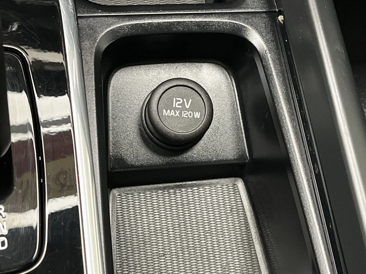 2024 Volvo - image 22