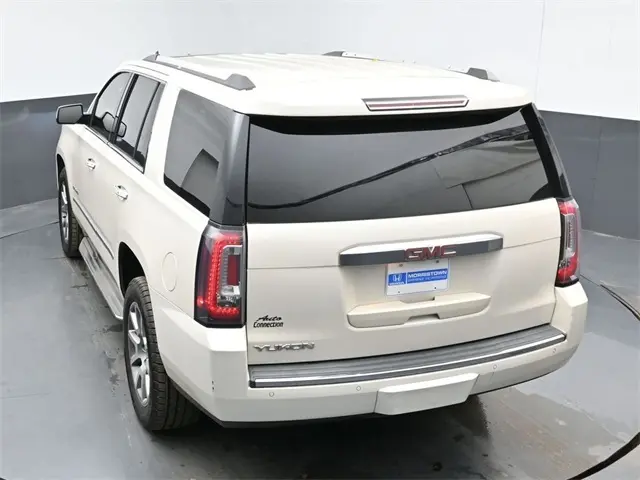 2015 Gmc Yukon Denali photo 32
