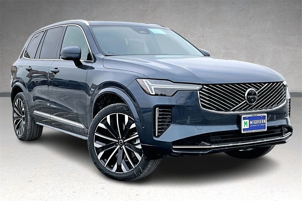 2026 Volvo - image 2