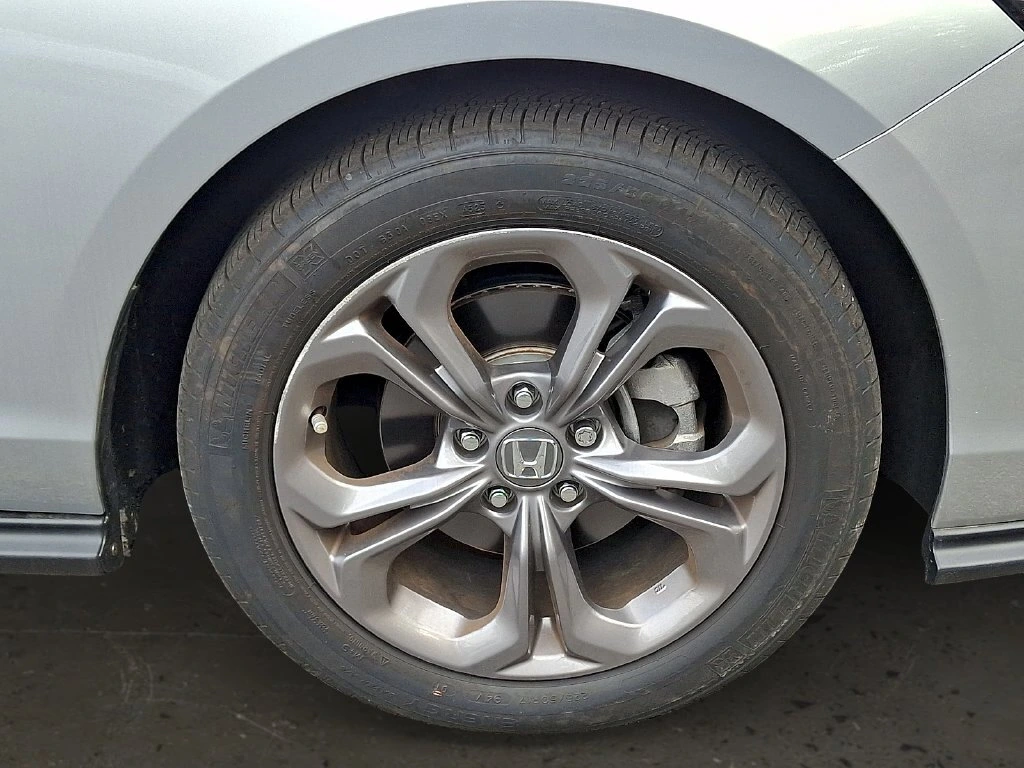 2024 Honda Accord EX - Photo 10
