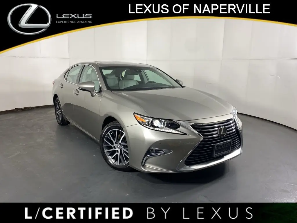 2017 Lexus ES 350's photo