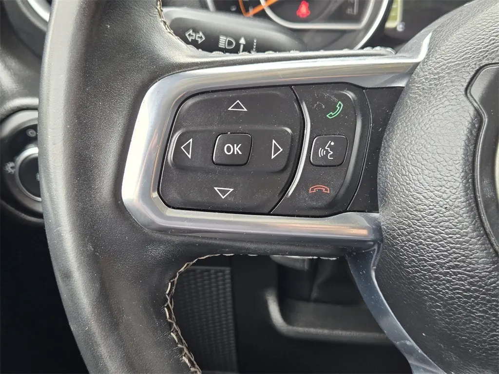 2022 Jeep Wrangler Unlimited Sahara photo 26