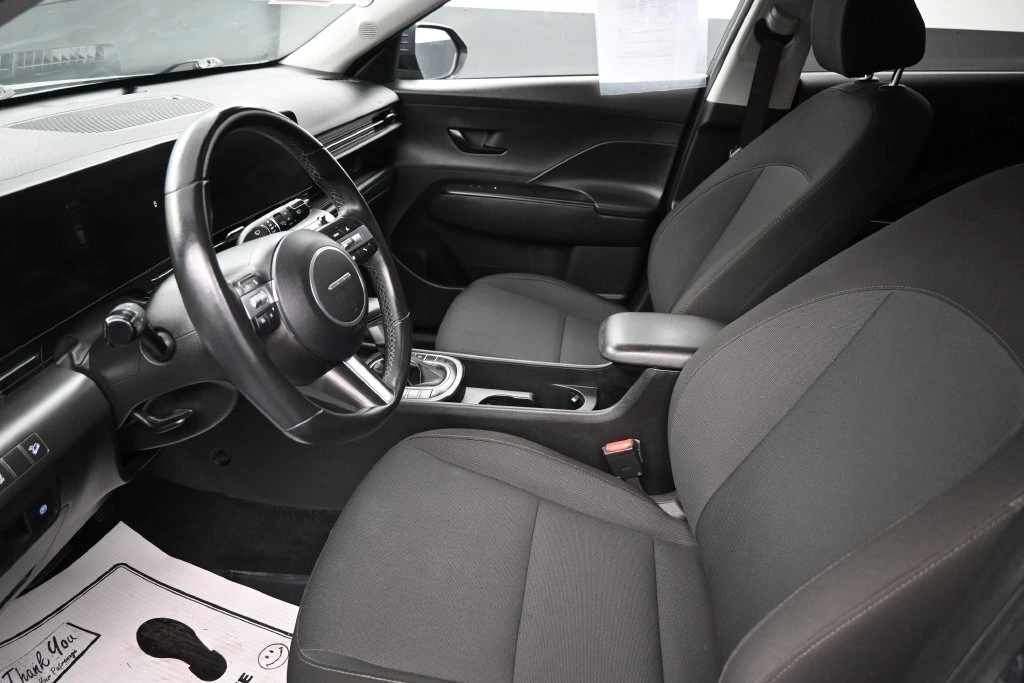 2025 Hyundai Kona SEL - Photo 22