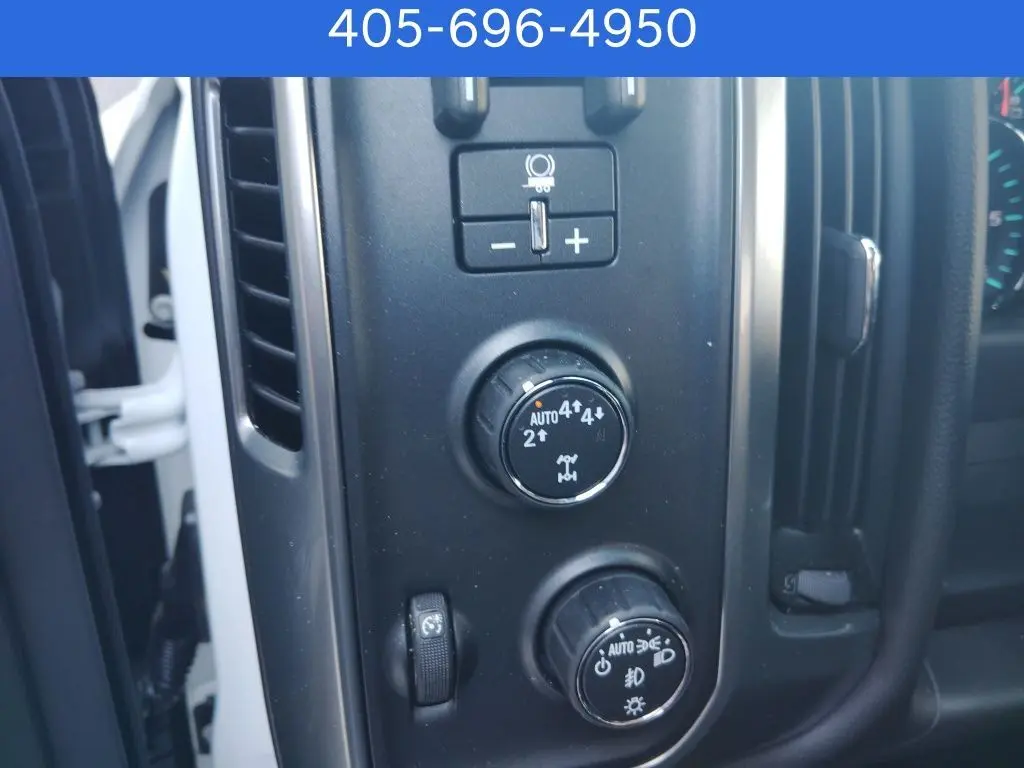 2018 Chevrolet Silverado 1500 LT1 photo 13