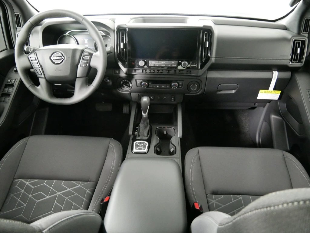 2026 Nissan Frontier SV - Photo 18