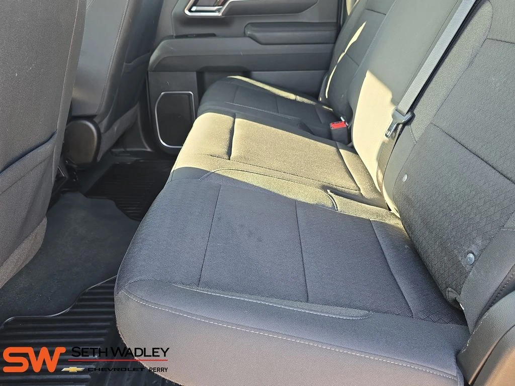 2025 Chevrolet Silverado 3500HD LT - Photo 13