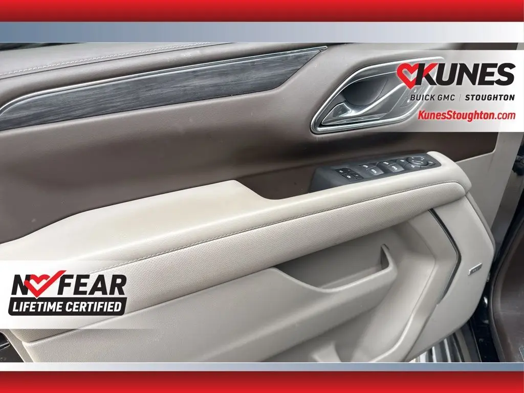 2023 Gmc Yukon XL SLT photo 13