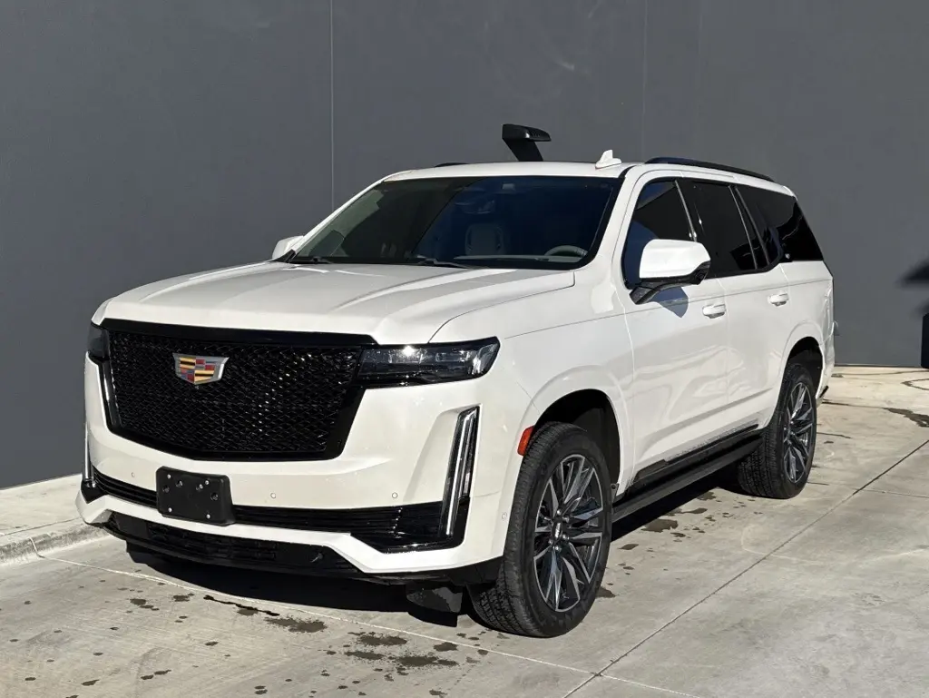 2022 Cadillac Escalade Sport Platinum's photo