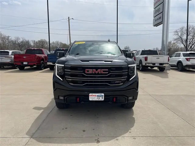 Used 2023 GMC Sierra 1500 AT4 with VIN 1GTUUEE87PZ293497 for sale in Oskaloosa, IA