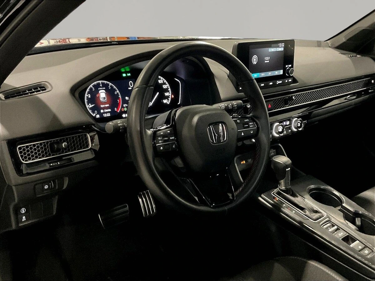 2024 Honda Civic Hatchback Sport - Photo 16