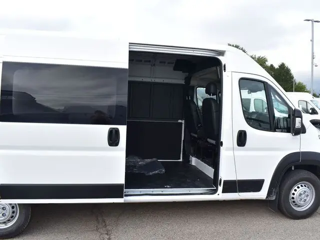 2026 Ram ProMaster 3500 photo 21