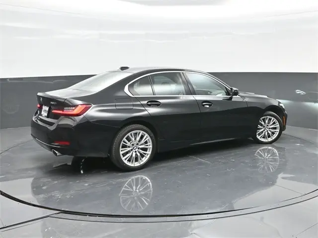 2024 Bmw 330i xDrive photo 3