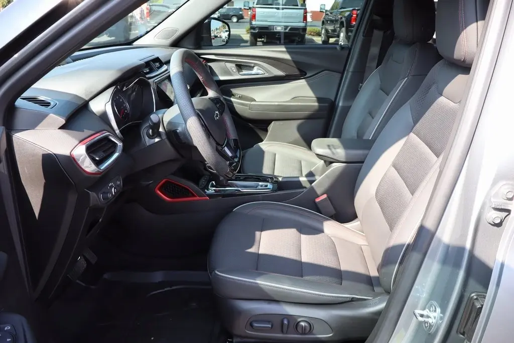 2023 Chevrolet Trailblazer RS photo 4