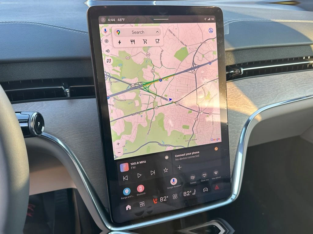 2026 Volvo - image 19