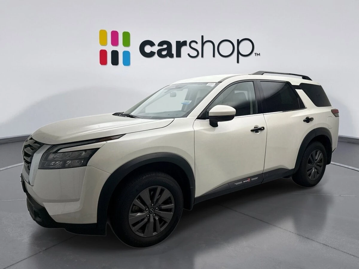 2024 Nissan Pathfinder SV 2WD's photo