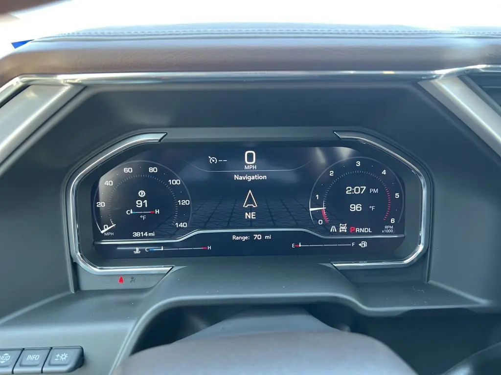 2025 Gmc Sierra HD Denali photo 21