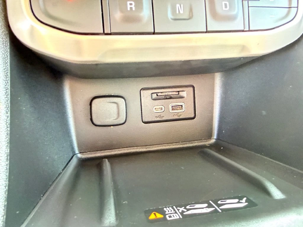 2023 GMC Acadia Denali - Photo 33