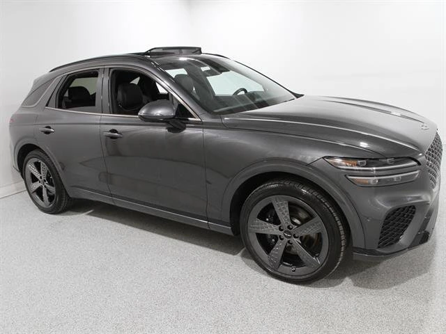 2023 GENESIS GV70 Standard's photo