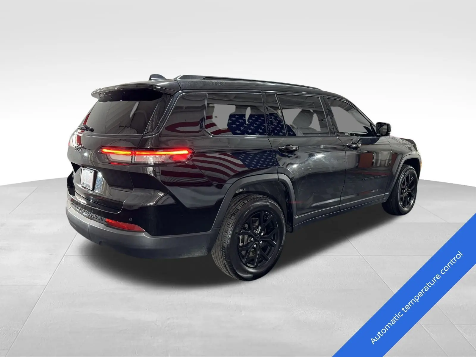 2024 Jeep Grand Cherokee Altitude photo 4