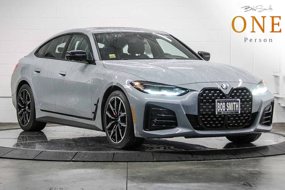 2023 BMW 4 Series 430i's photo