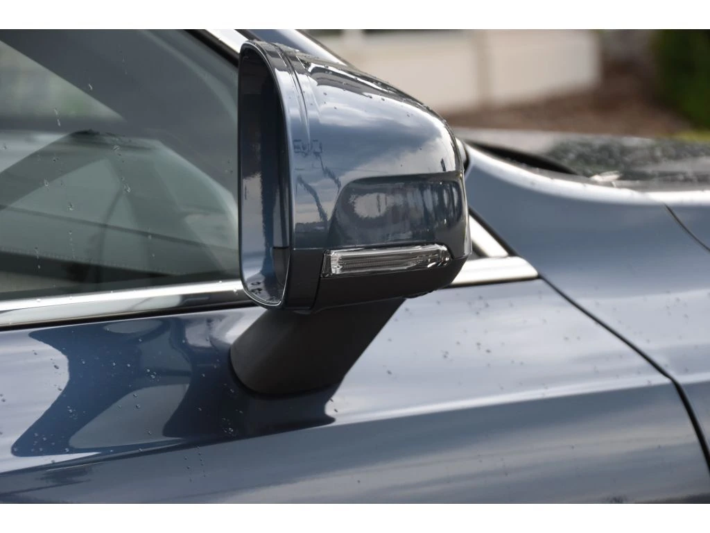 2026 Volvo - image 30