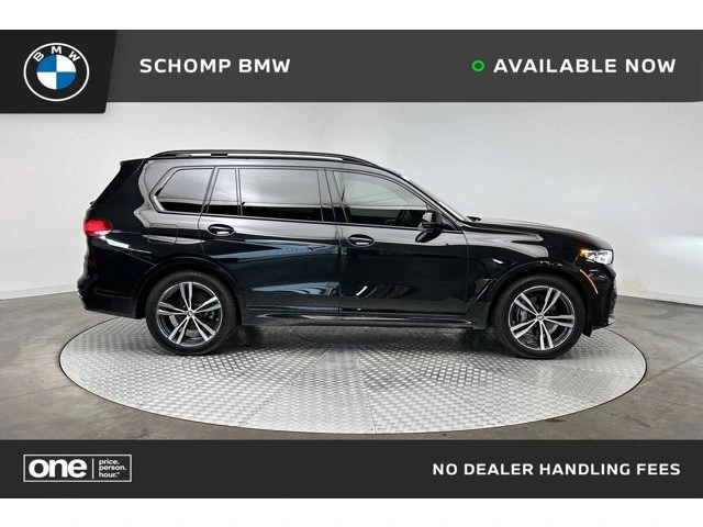 2022 BMW X7