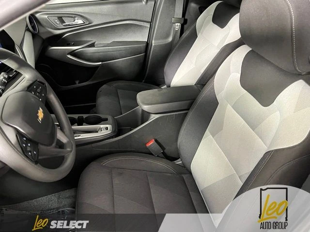 2025 Chevrolet Trax LS - Photo 9