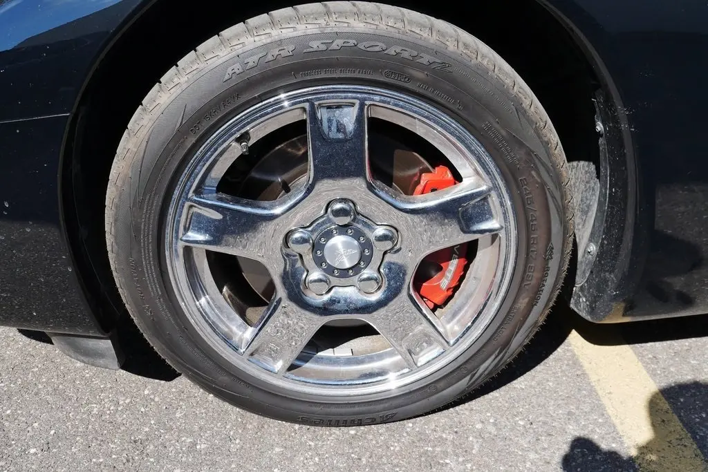1997 Chevrolet Corvette Base photo 18