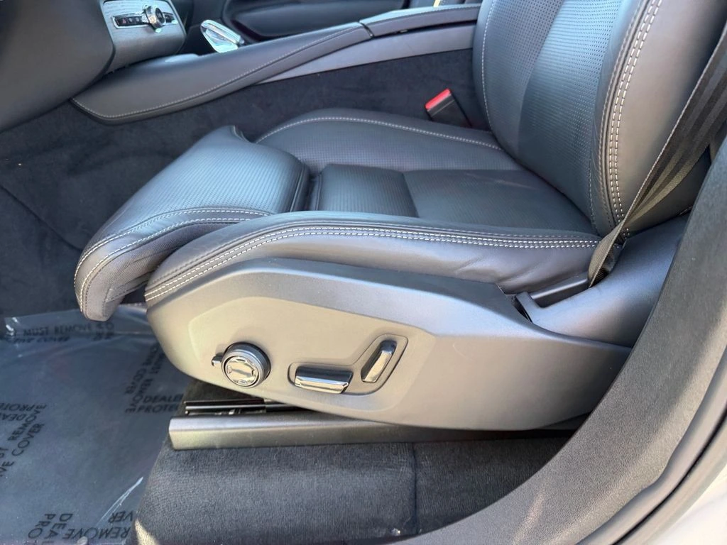 2023 Volvo - image 16