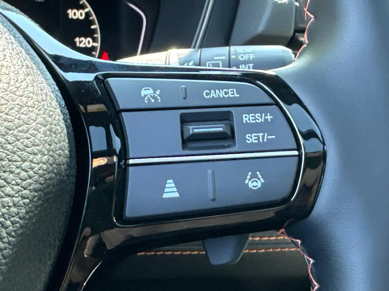 2025 Honda Pilot TrailSport photo 19