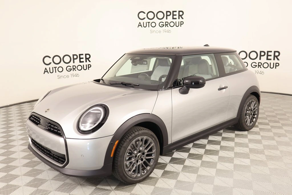 2025 MINI Hardtop 2 Door Base - Photo 10