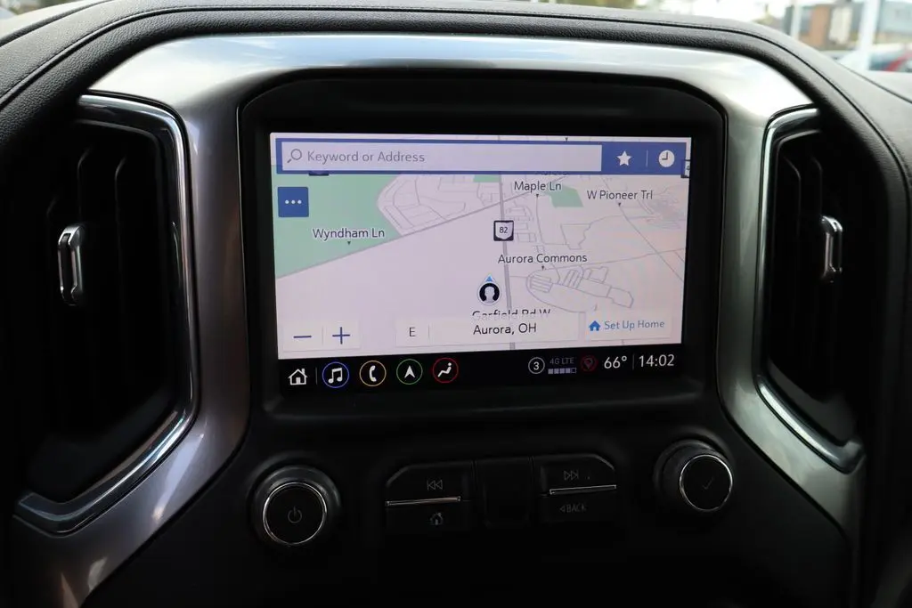 2022 Chevrolet Silverado LTZ photo 24