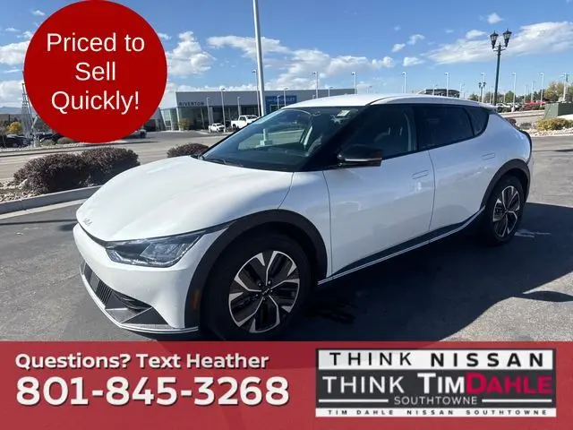 2024 Kia EV6 Light L/R's photo