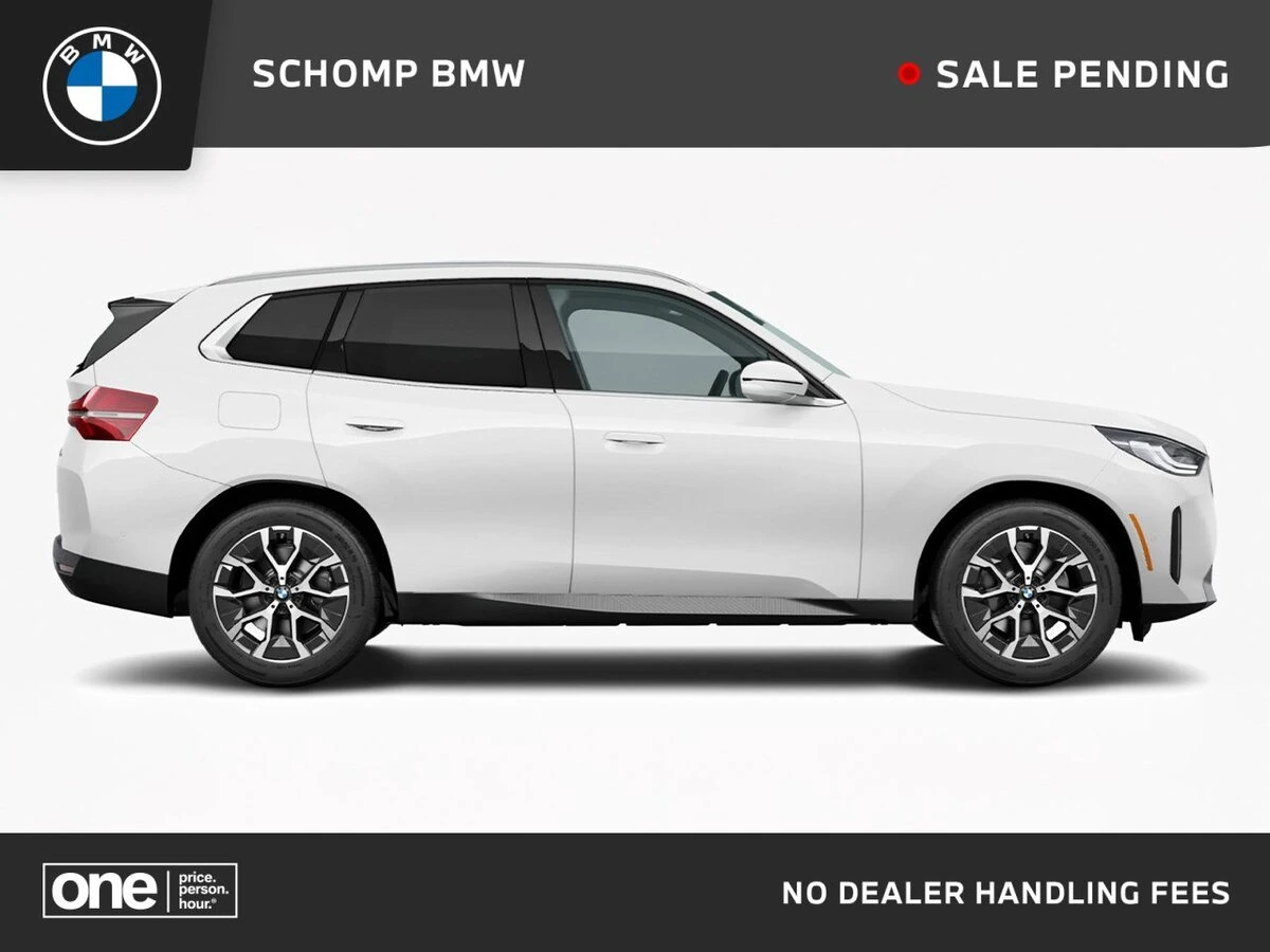 2026 BMW X3 30 XDRIVE's photo