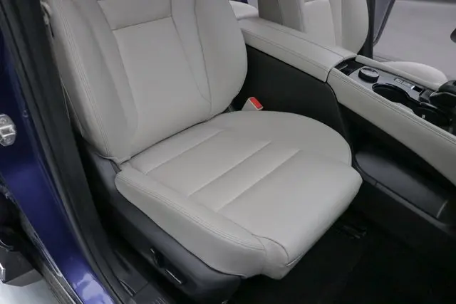 2023 Nissan Rogue SL photo 16