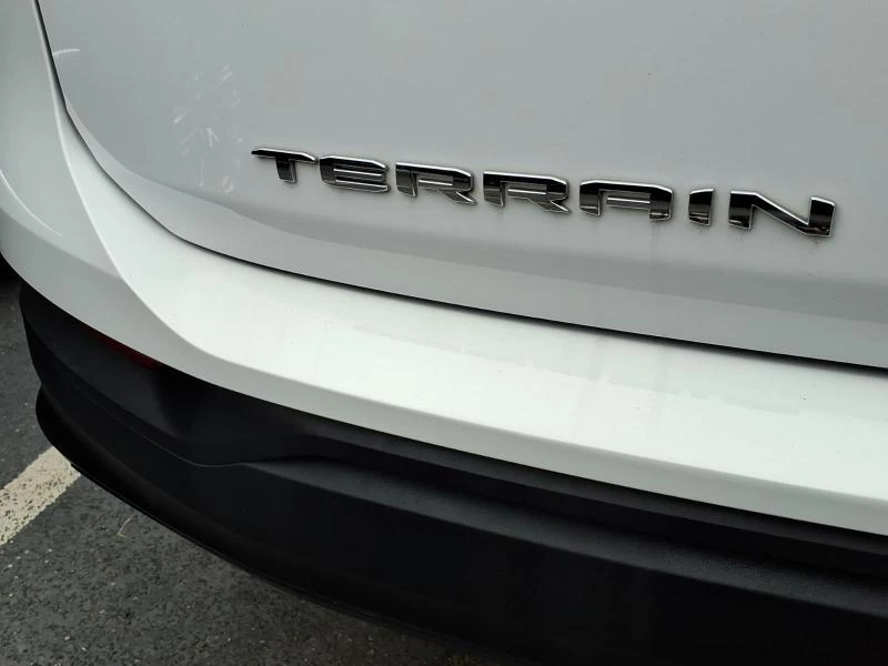 2023 GMC Terrain SLE - Photo 11