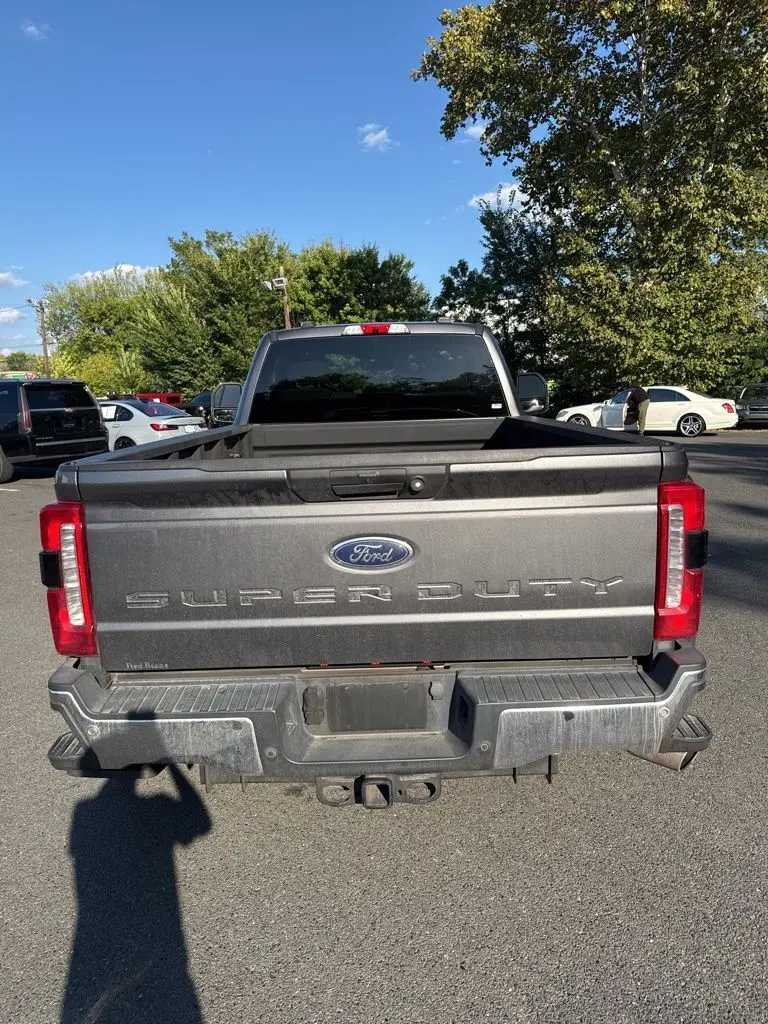 2023 Ford F-350 photo 7